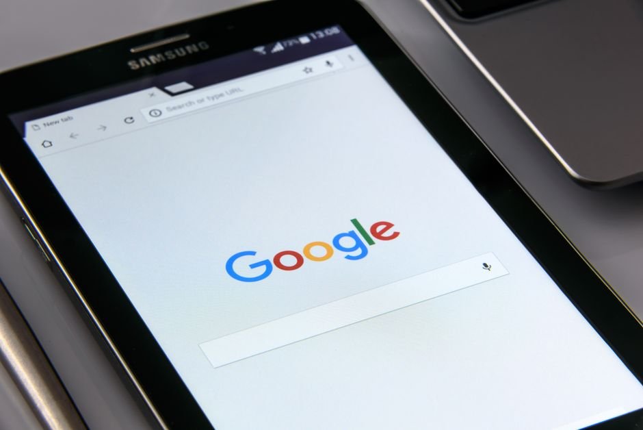 Samsung Galaxy Tab displaying its home screen