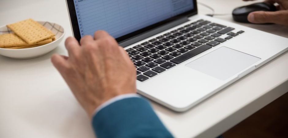 Excel Won’t Let You Click Cells? The Fixes Most People Miss