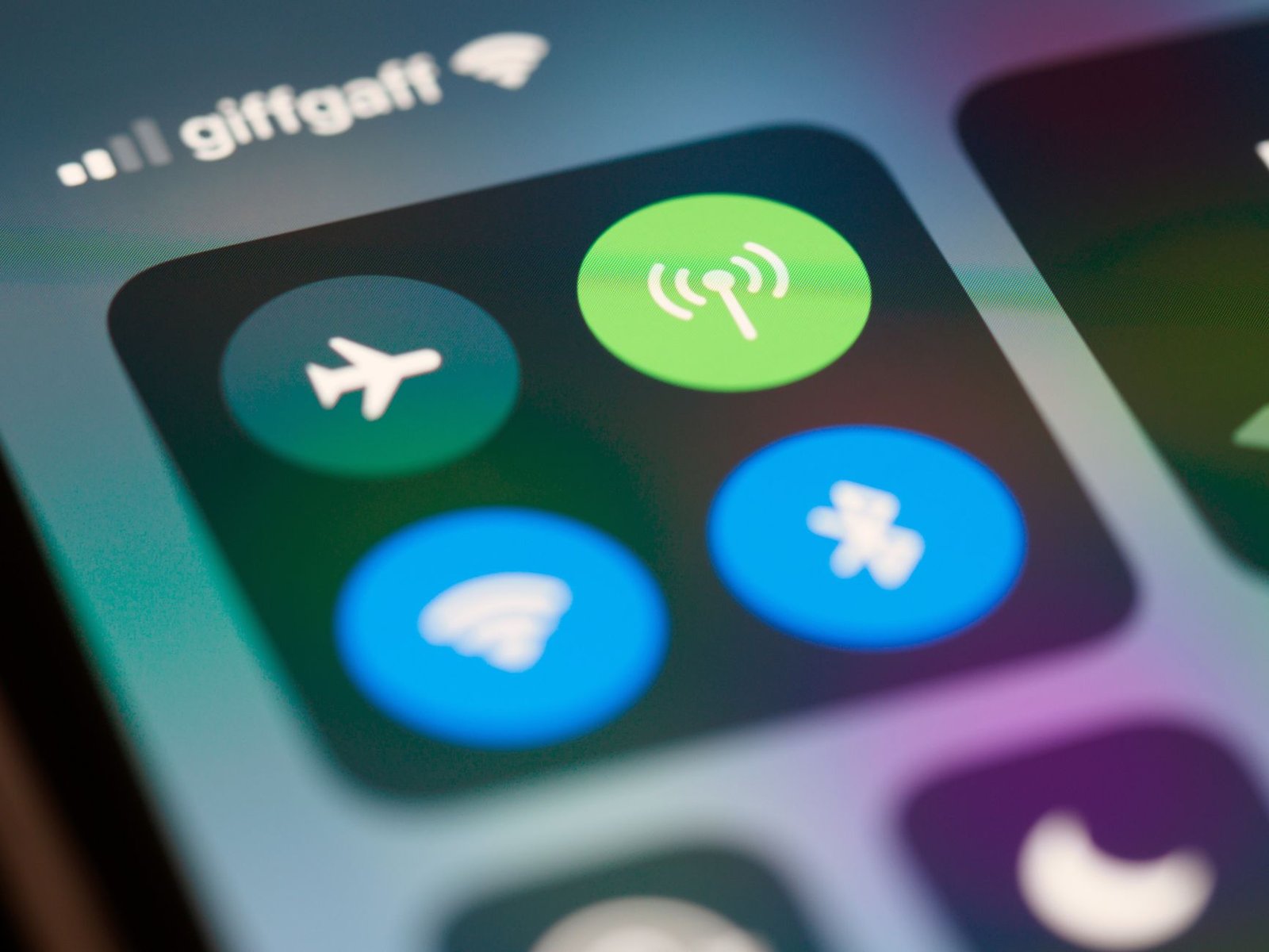iPhone Control Center settings with screen recording option