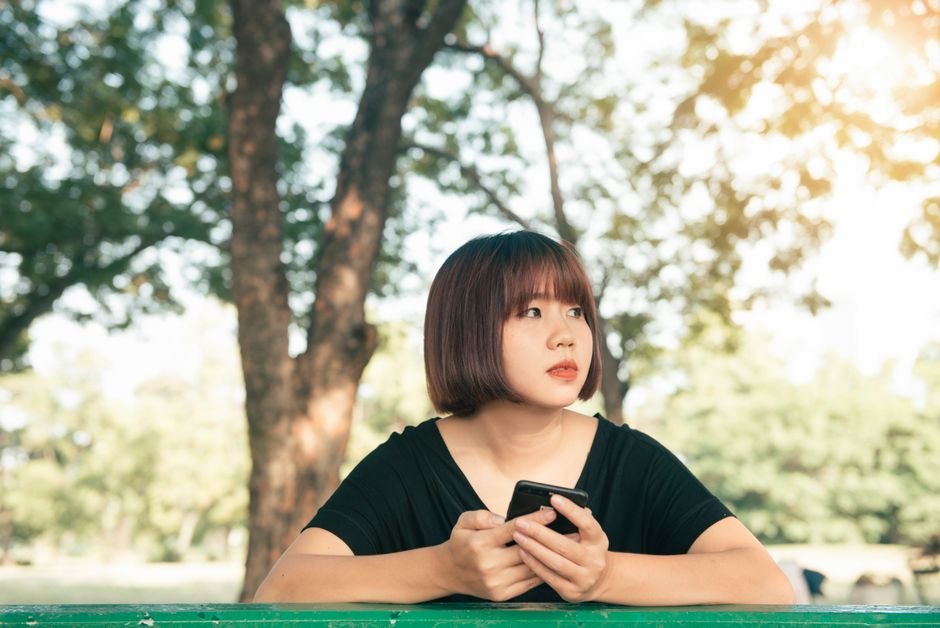 Using an iPhone outdoors in direct sunlight