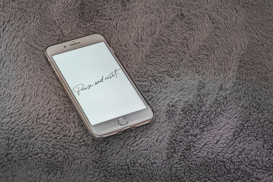 Selling Your Old Phone? Here’s How to Make the Data Unrecoverable