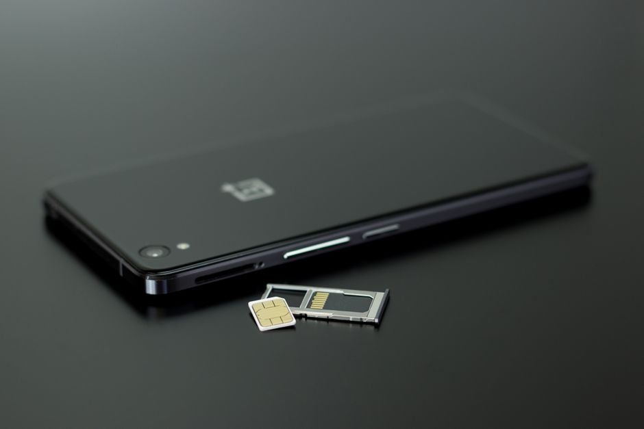 How to Fix SIM Card Not Recognized on Galaxy Phones